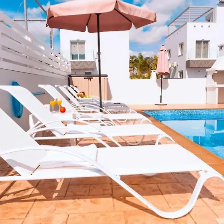 Diamanta Villa *